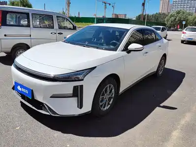Geely Galaxy L6