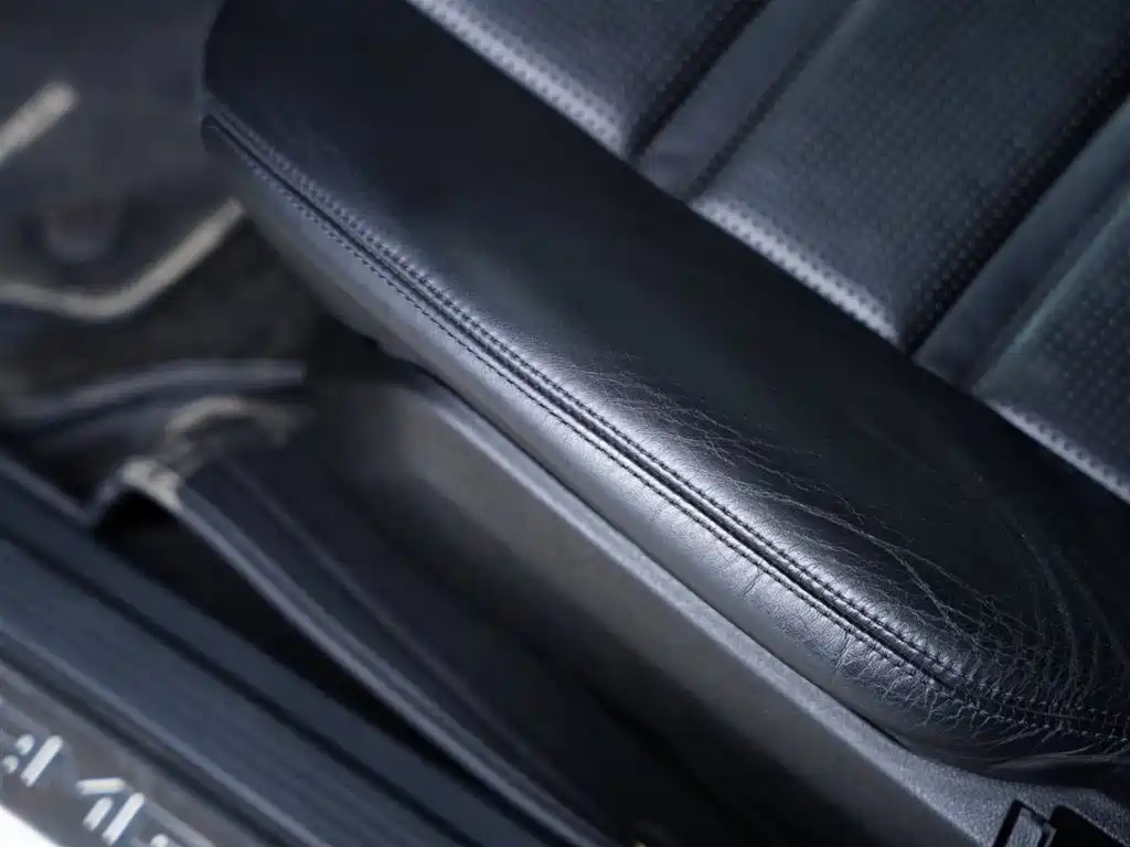 Mercedes-Benz CLS AMG 2015 AMG CLS 63 4MATIC фото 31