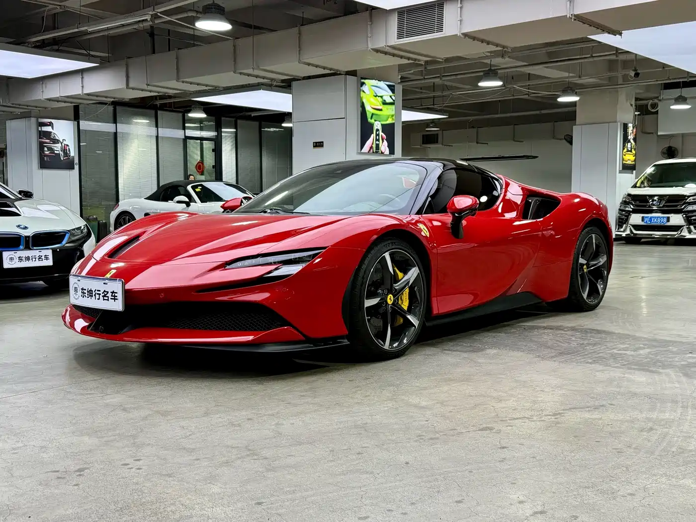 Ferrari SF90 2023 2021 3.9T V8 Spider