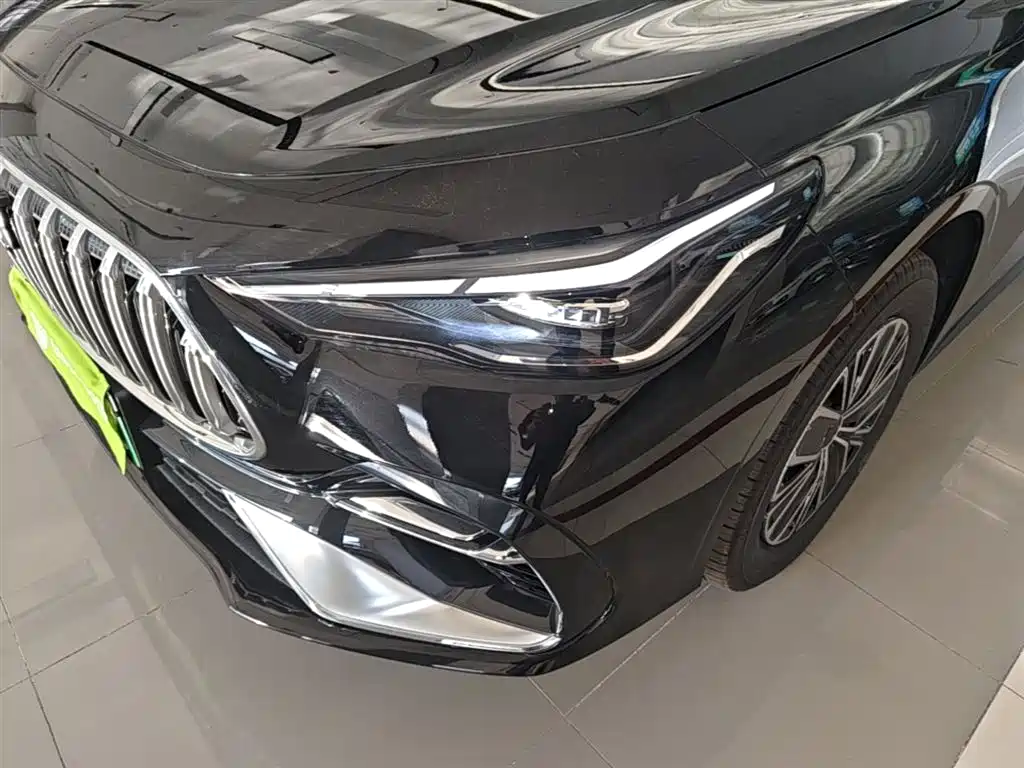 Geely Galaxy Galaxy Stellar 6 2025 60km Voyager Edition фото 24