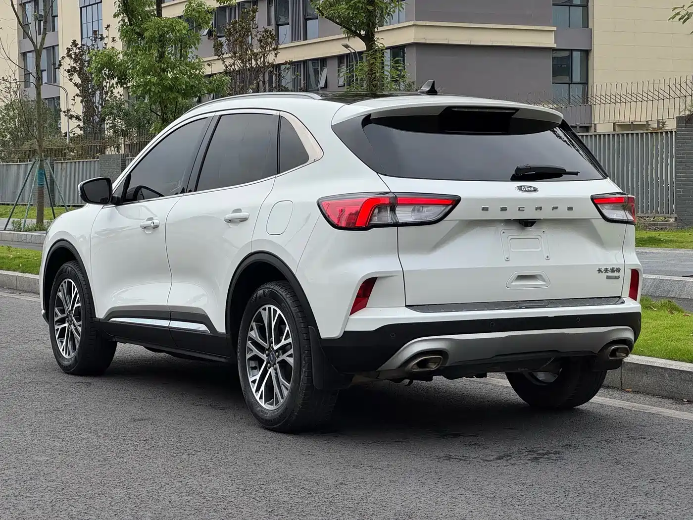 Ford Escape 2022 2020 EcoBoost 245 2WD Premium Edition