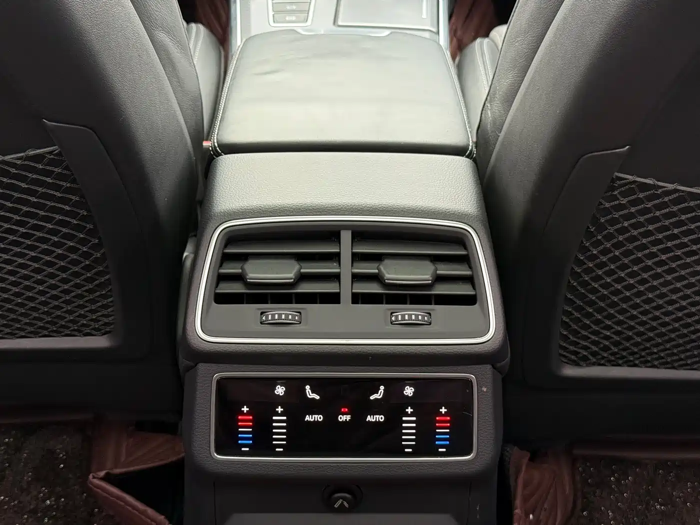 Audi A6L 2020 45 TFSI Premium Dynamic фото 20