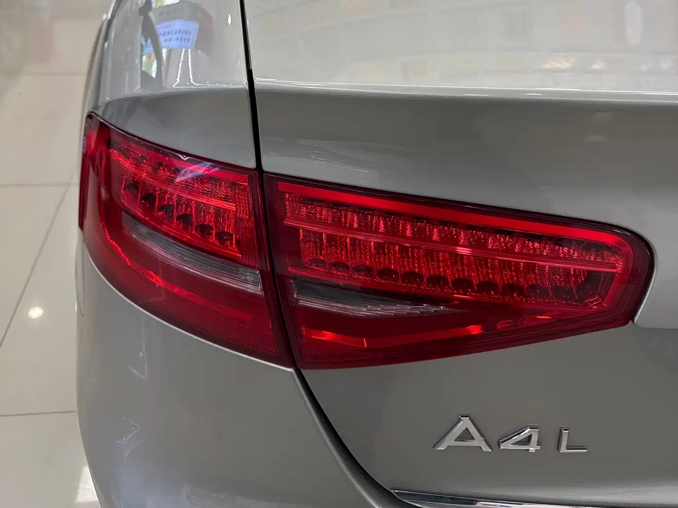 Audi A4L 2016 35 TFSI Automatic Comfort фото 5