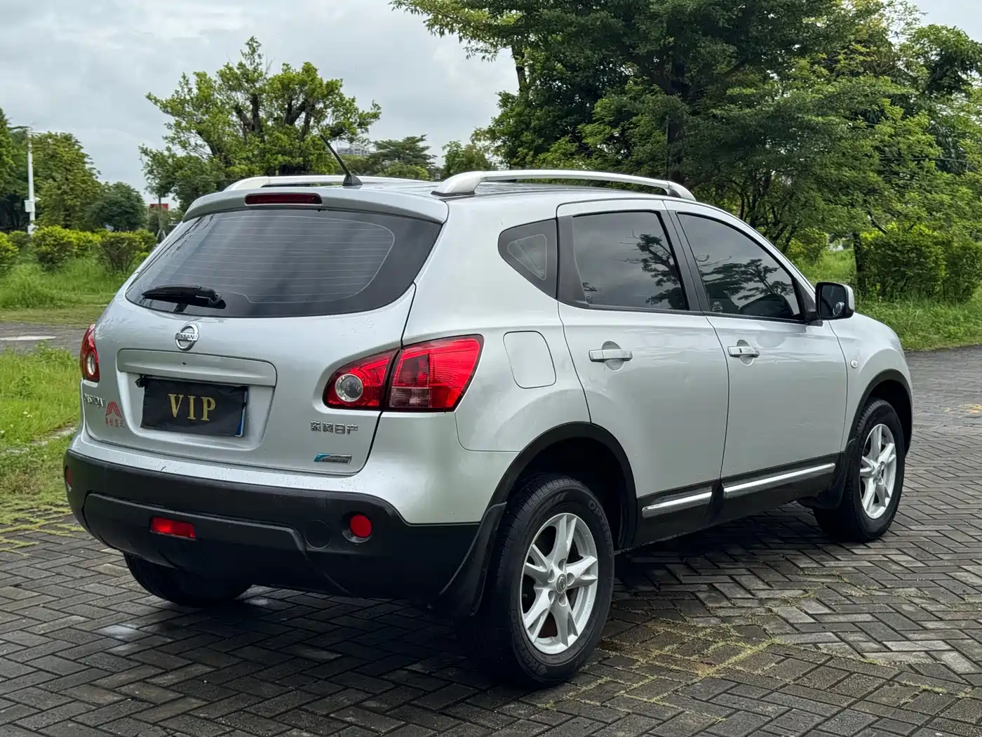 Nissan Qashqai 2011 2011 2.0XL Fire CVT 2WD