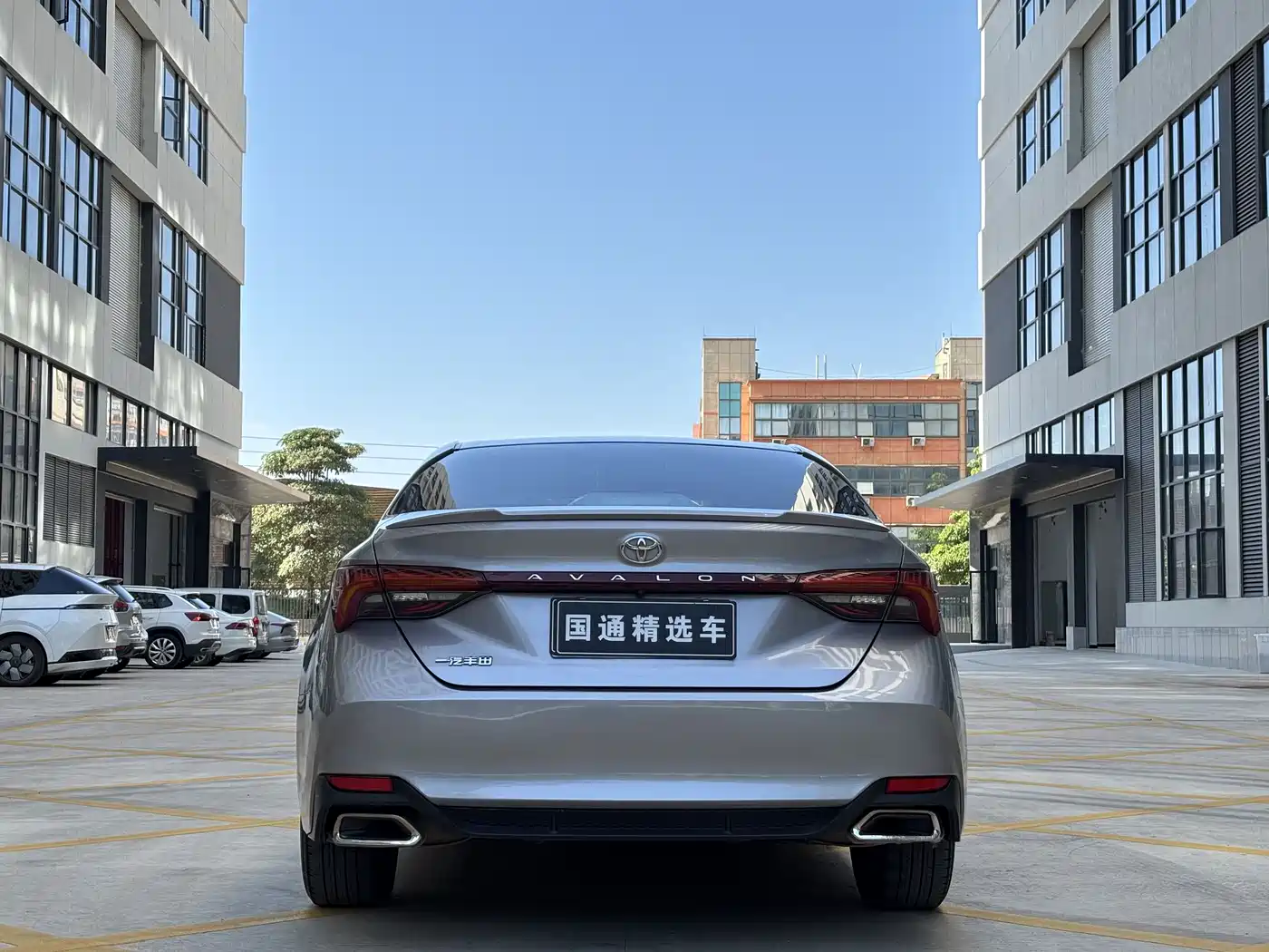 Toyota Avalon 2021 2.5L Luxury Edition фото 5