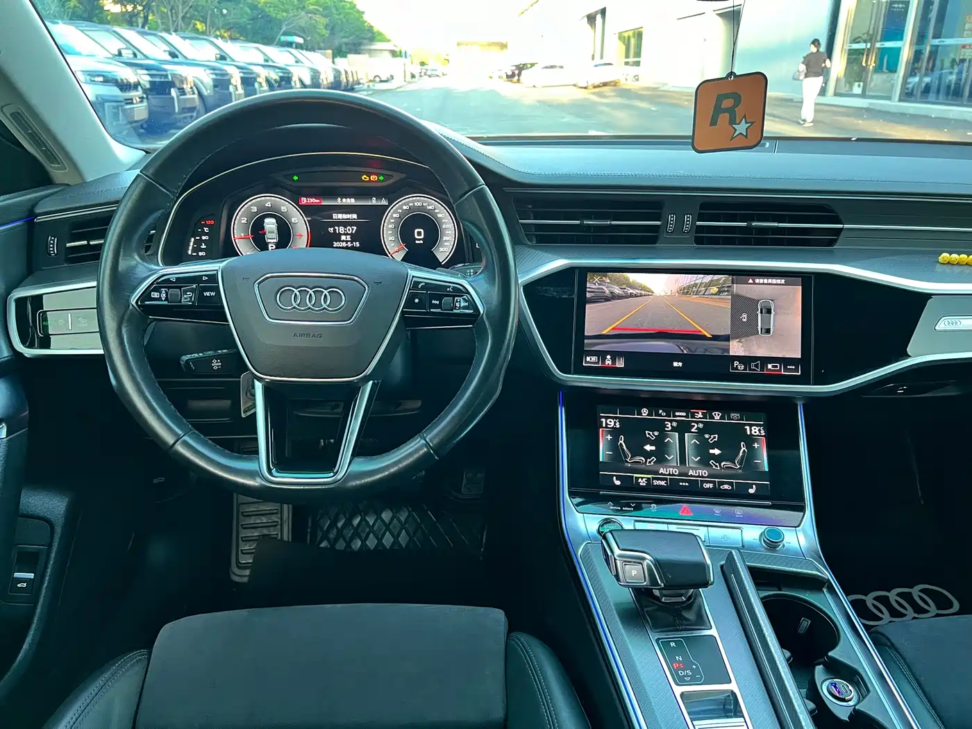 Audi A7 2023 Model 45 TFSI Premium Selection Edition фото 10