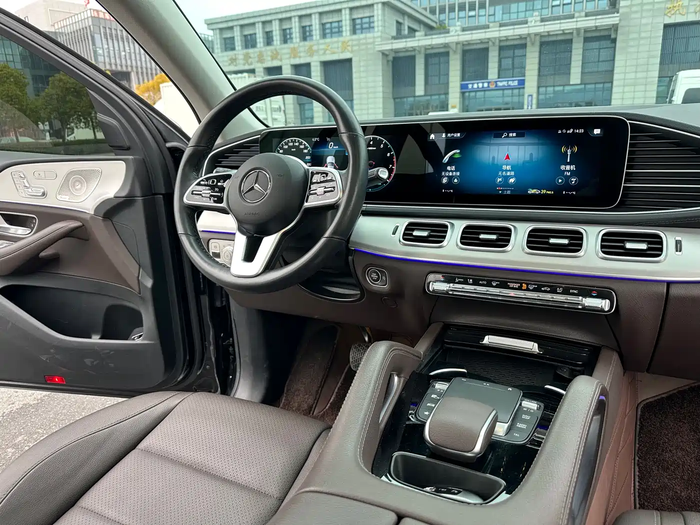 Mercedes-Benz GLE 2023 GLE 450 4MATIC Fashion фото 12
