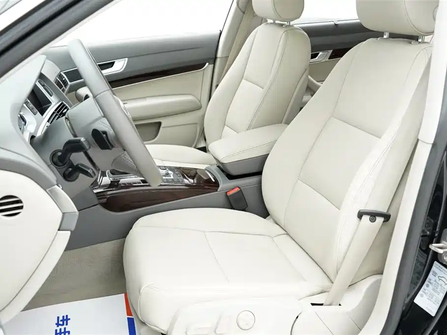 Audi A6L 2010 2.4L Technology фото 11