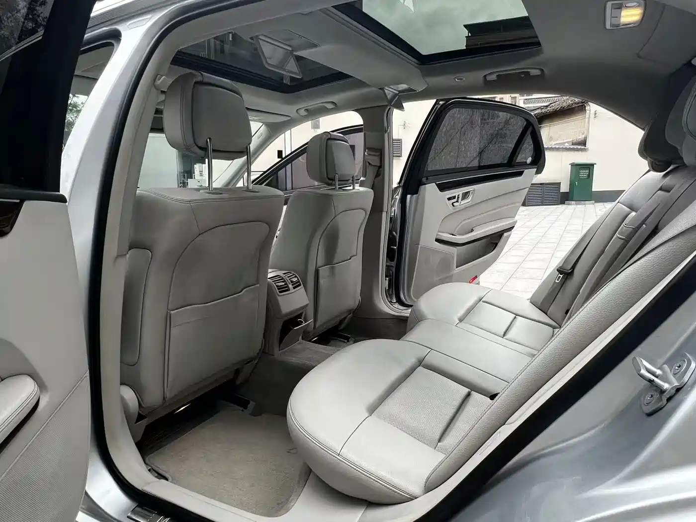 Mercedes-Benz E-Class 2014 E 260 L Luxury Class фото 5