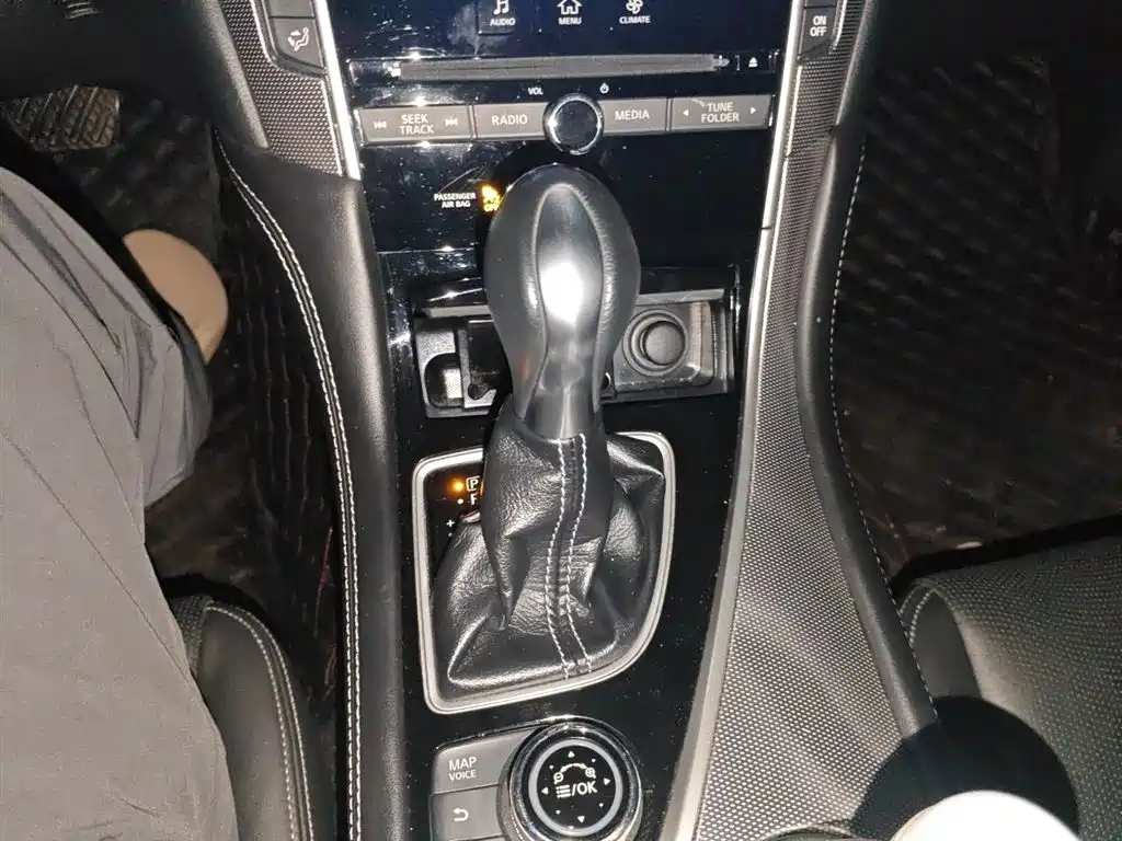 Infiniti Q50L 2017 2016 Model 2.0T Progressive Edition