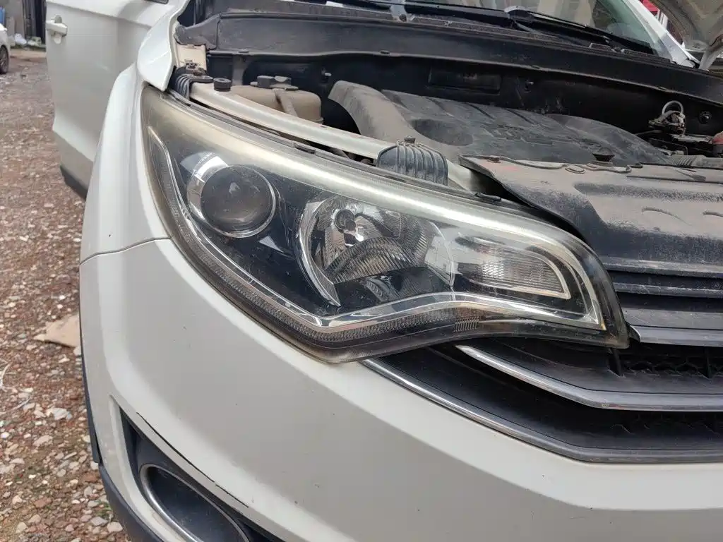 FAW Senya R7 2017 2017 Model 1.6L Manual Luxury