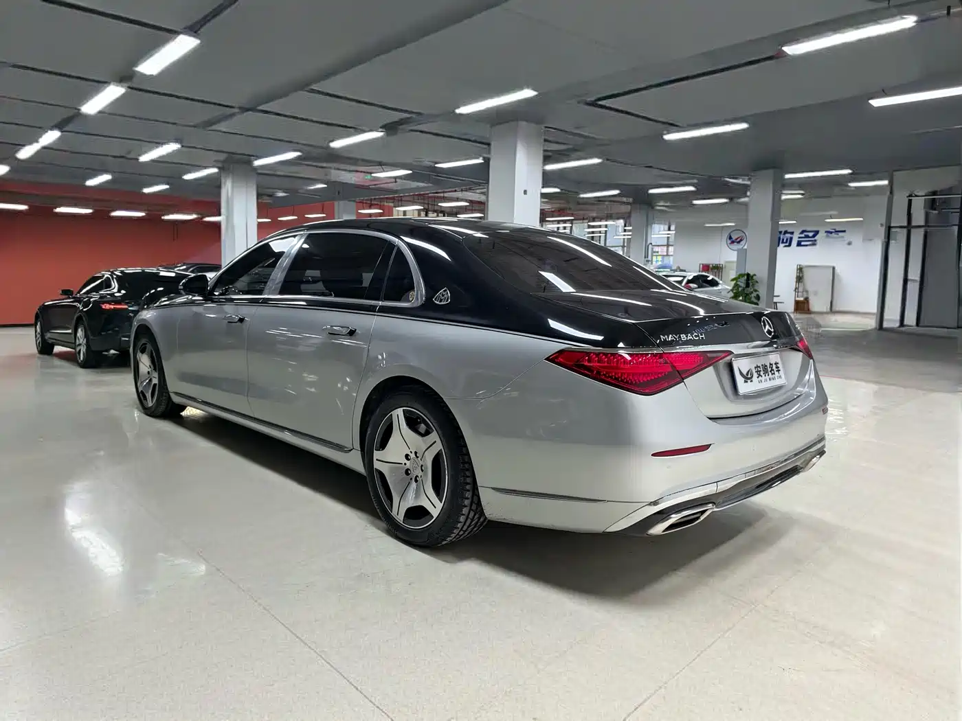 Mercedes-Benz Maybach S-Class 2022 S 480 4MATIC Intelligent Premium Special Edition фото 5