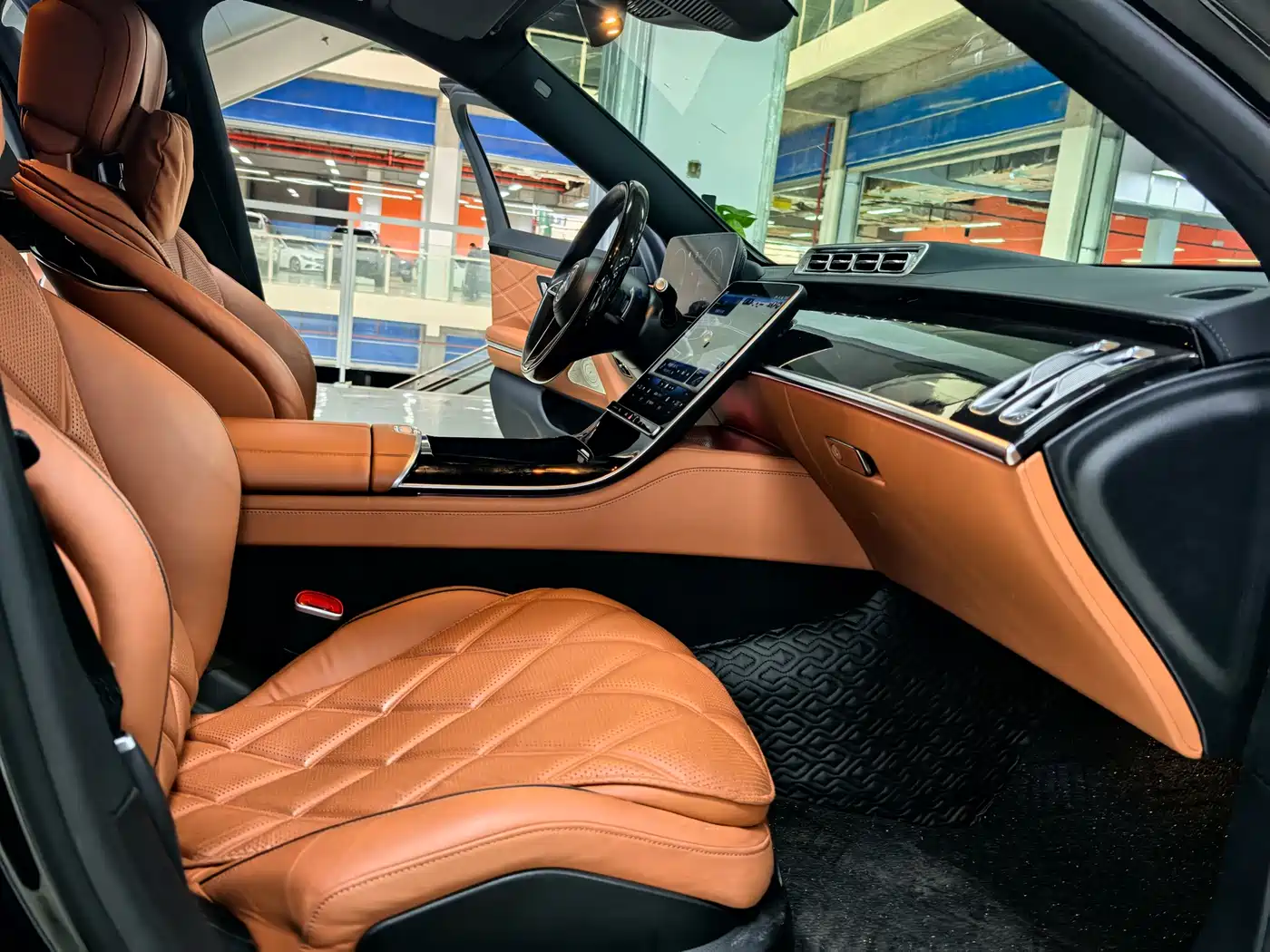 Mercedes-Benz Maybach S-Class 2022 S 480 4MATIC Intelligent Premium Special Edition фото 13