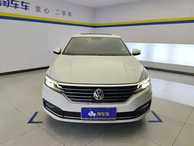Volkswagen Lavida 2019 1.5L Automatic Comfort Edition China VI — фото 2