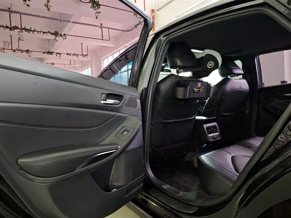 Toyota Avalon 2021 2.5L Luxury Edition фото 20
