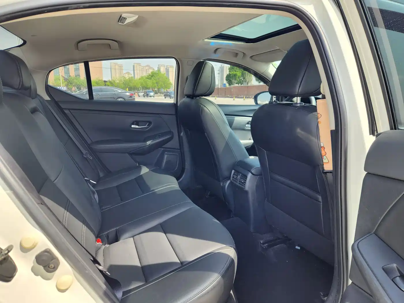 Nissan SYLPHY, миниатюра 9