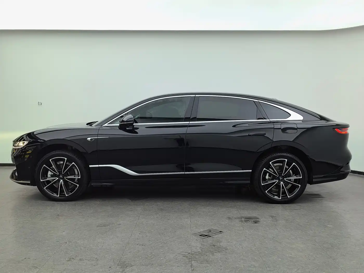 Voyah Passion 2024 2024 PHEV AWD Ultra Long Range Flagship