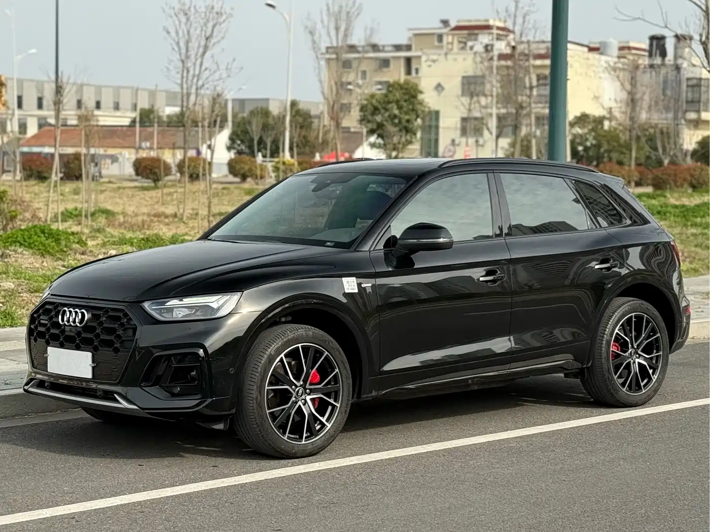 Audi Q5L 2024 Model 45 TFSI Luxury Dynamic