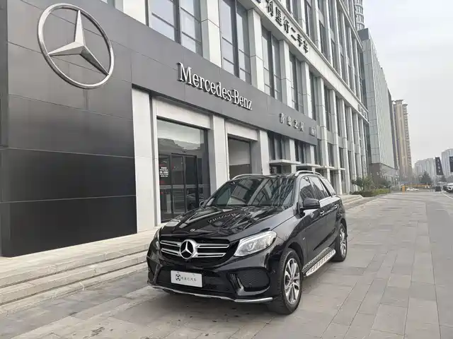 MERCEDES-BENZ GLE