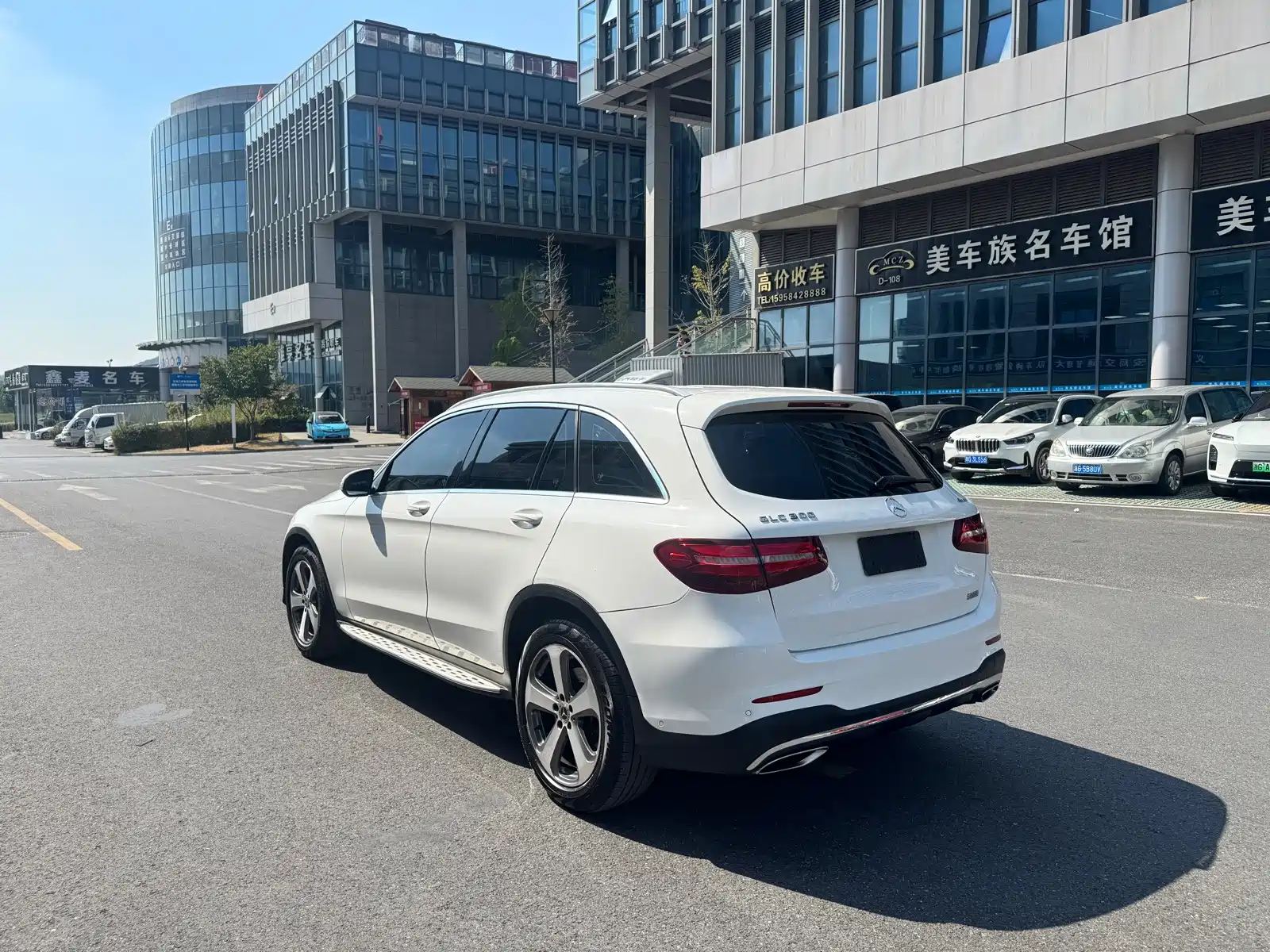 Фото 5 - Mercedes-Benz GLC