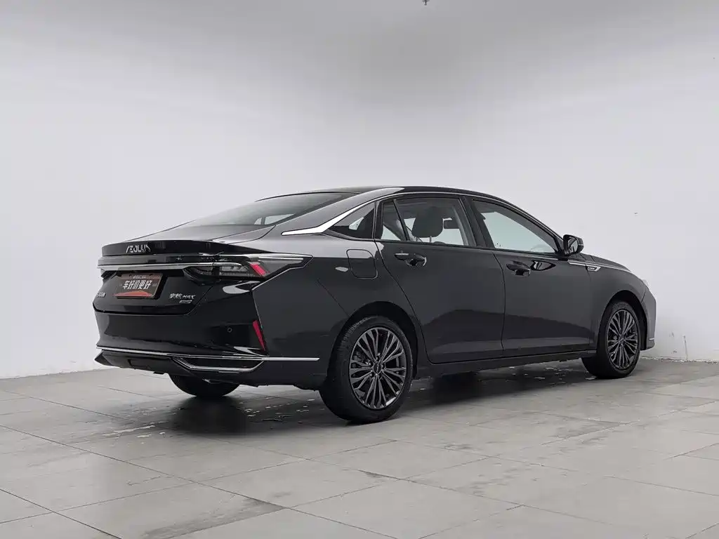 Dongfeng Aeolus Yixuan MAX 2023 2021 1.5T Trendy Dad Edition