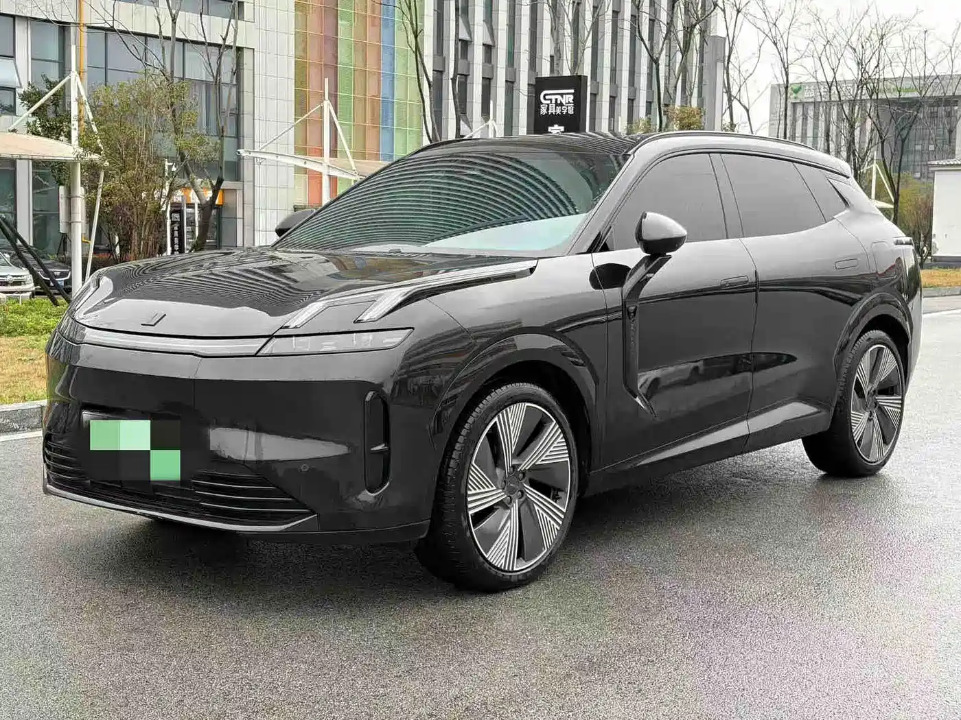 Lynk & Co 08 EM-P 2023 120km Long Range Pro