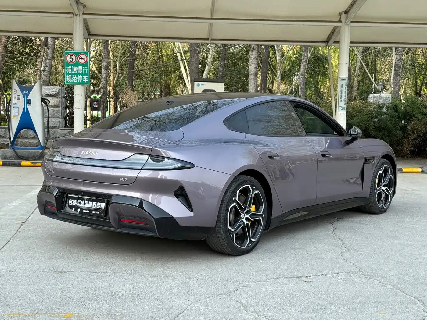 XIAOMI CAR XIAOMI SU7