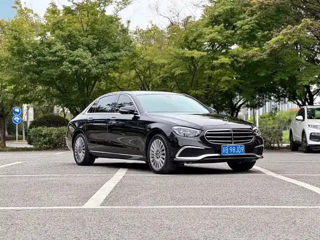 Mercedes-Benz E-Class 2022 Second Facelift E 300 L Luxury — фото 3
