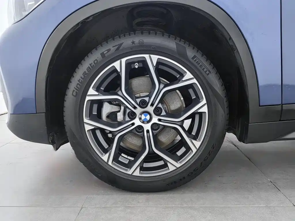 Фото 17 - BMW X1