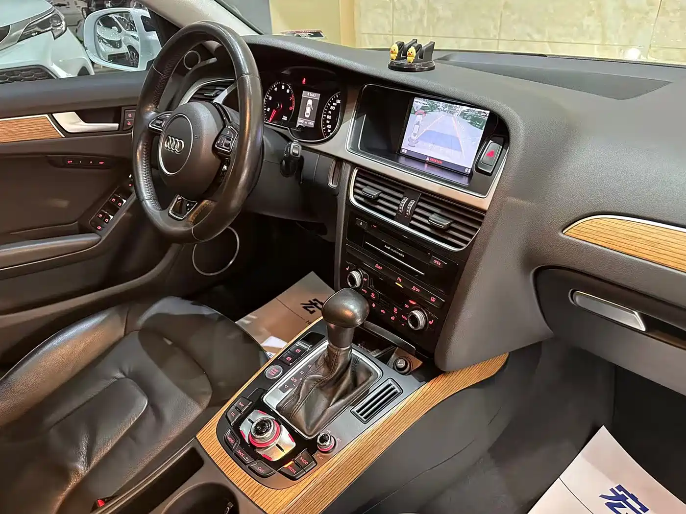 Audi A4L 2016 35 TFSI Heritage Edition S line Luxury фото 16
