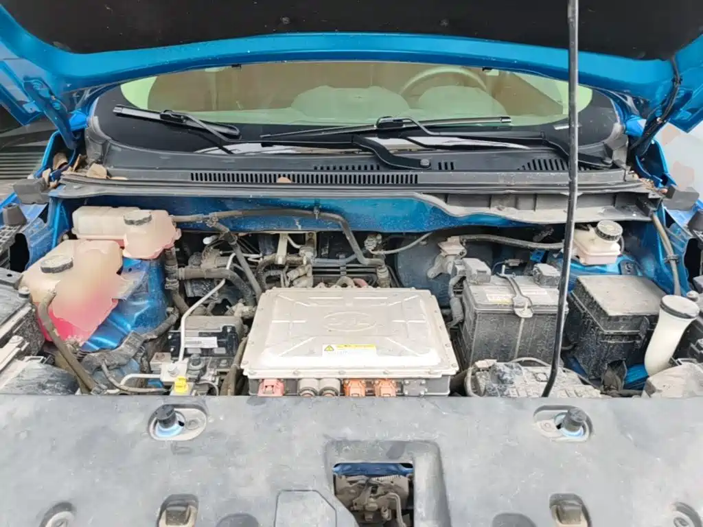 BYD Yuan New Energy 2020 2019 EV360 Smart Connect Premium Edition