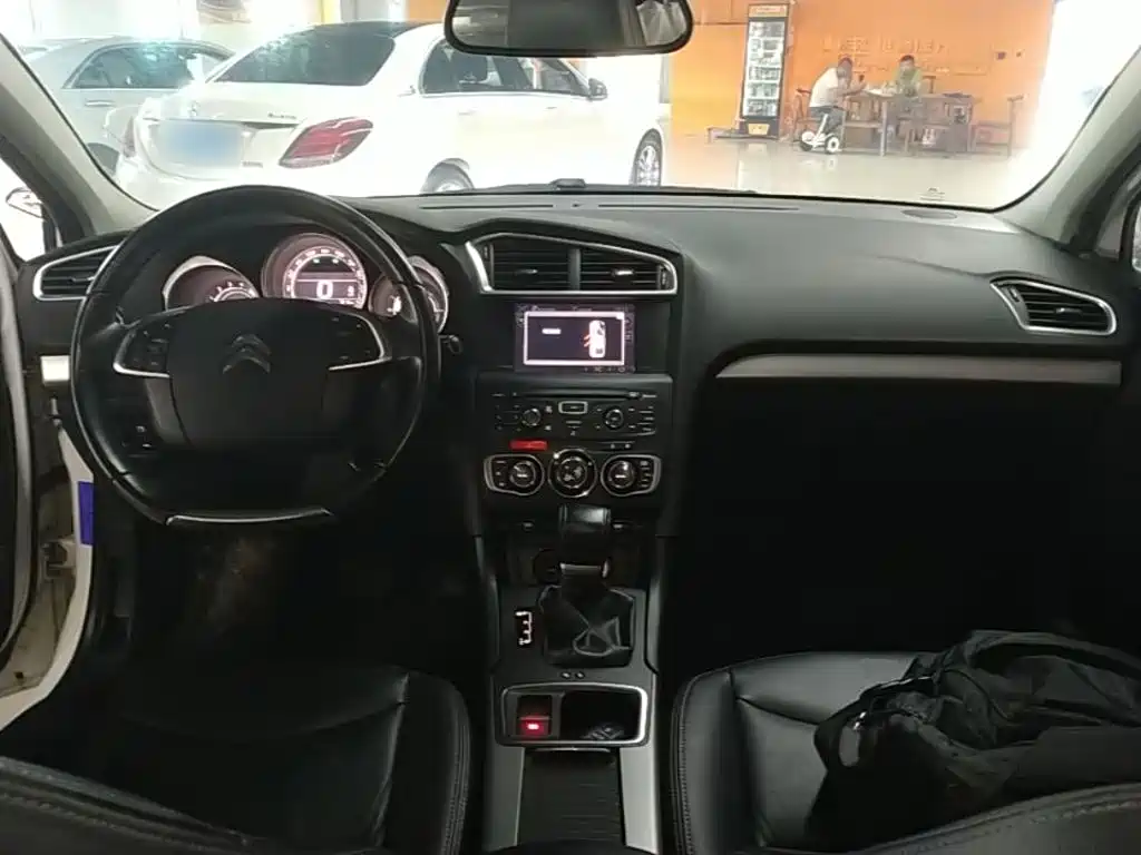 Citroën C4L 2017 2016 1.6T Automatic Elite Edition