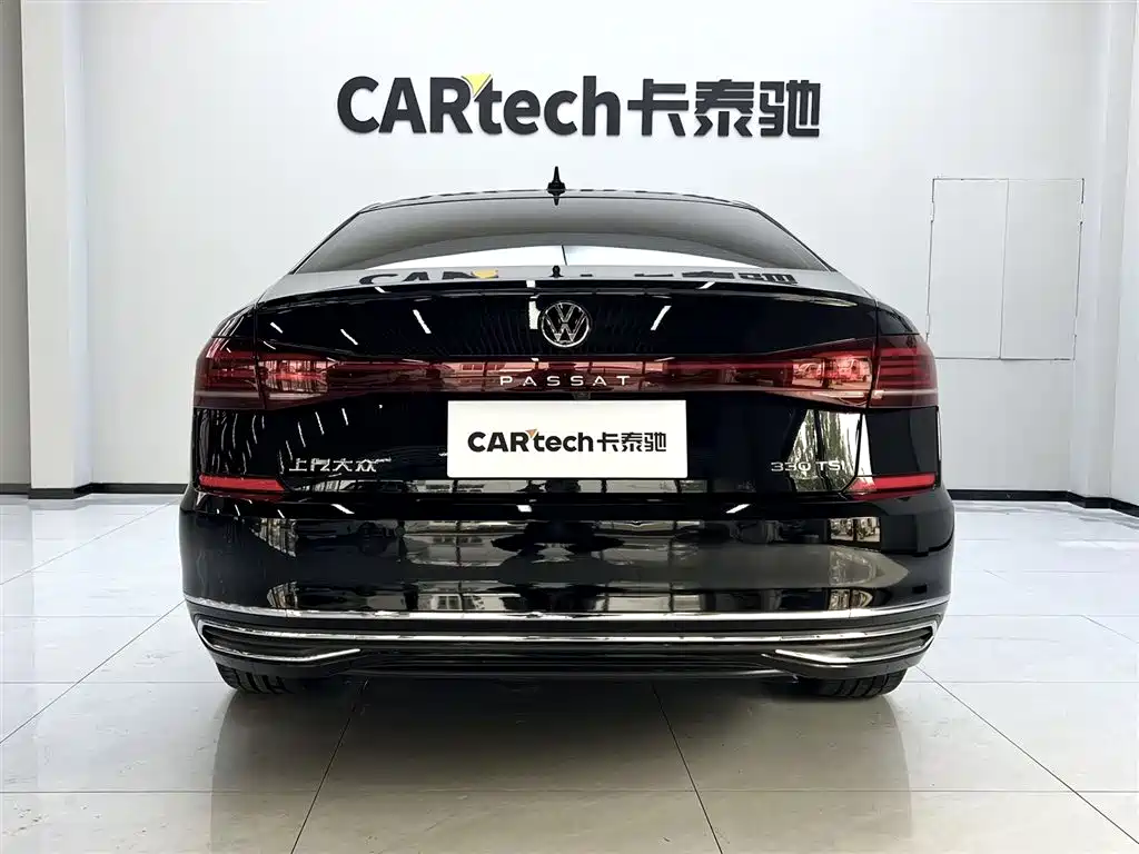 Volkswagen Passat 2024 330TSI Starlight Elite Edition фото 5