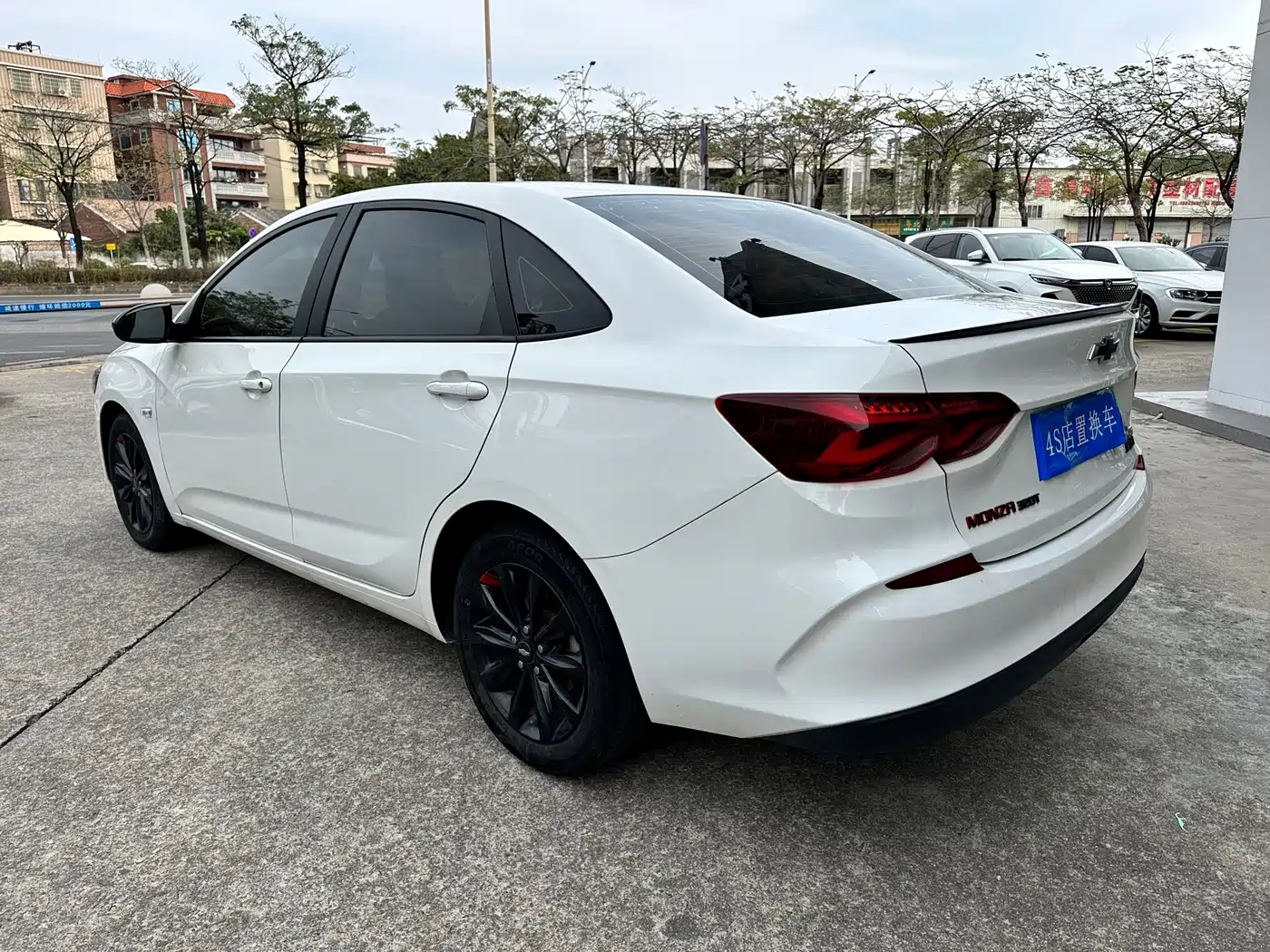 Chevrolet Monza 2019 Redline 320T DCT Joy Edition China VI фото 4