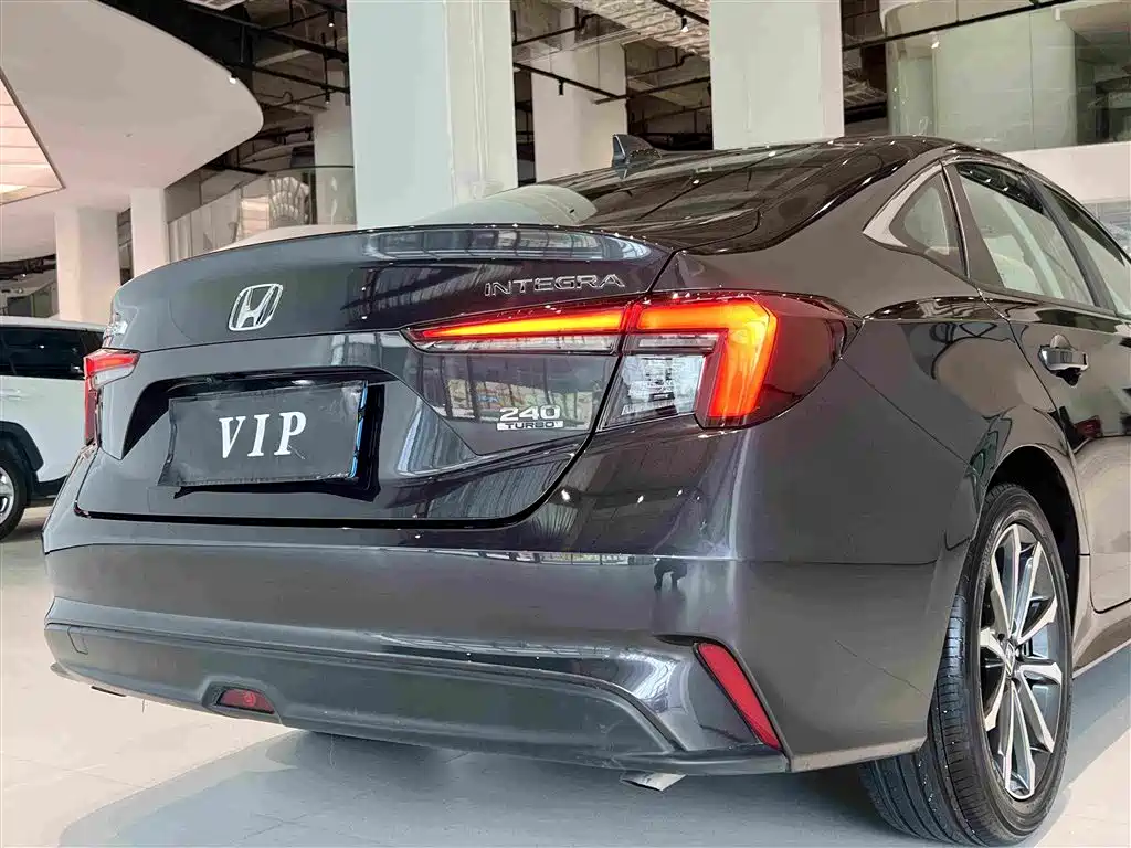 Honda Integra 2025 2023 240TURBO CVT Luxury Edition