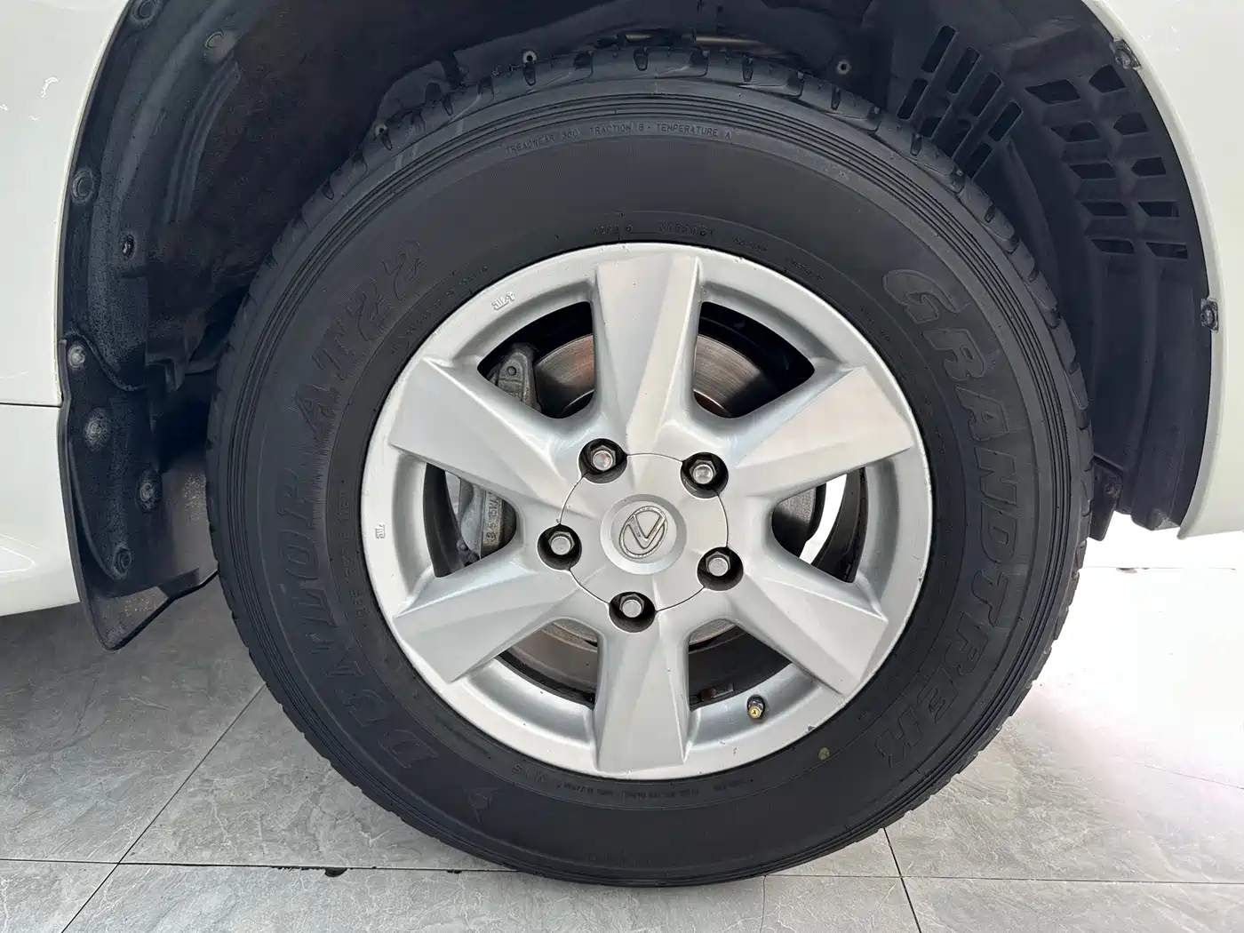 Lexus LX 2011 2009 570