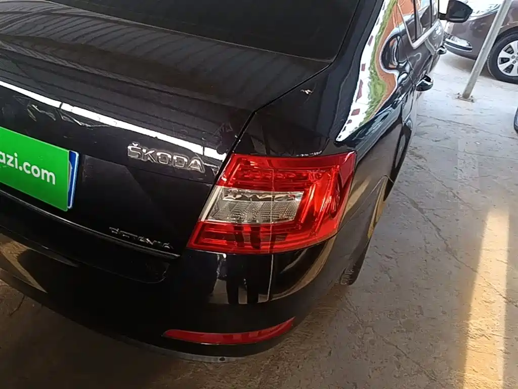 Škoda Octavia 2015 1.6L Automatic逸俊版 фото 8