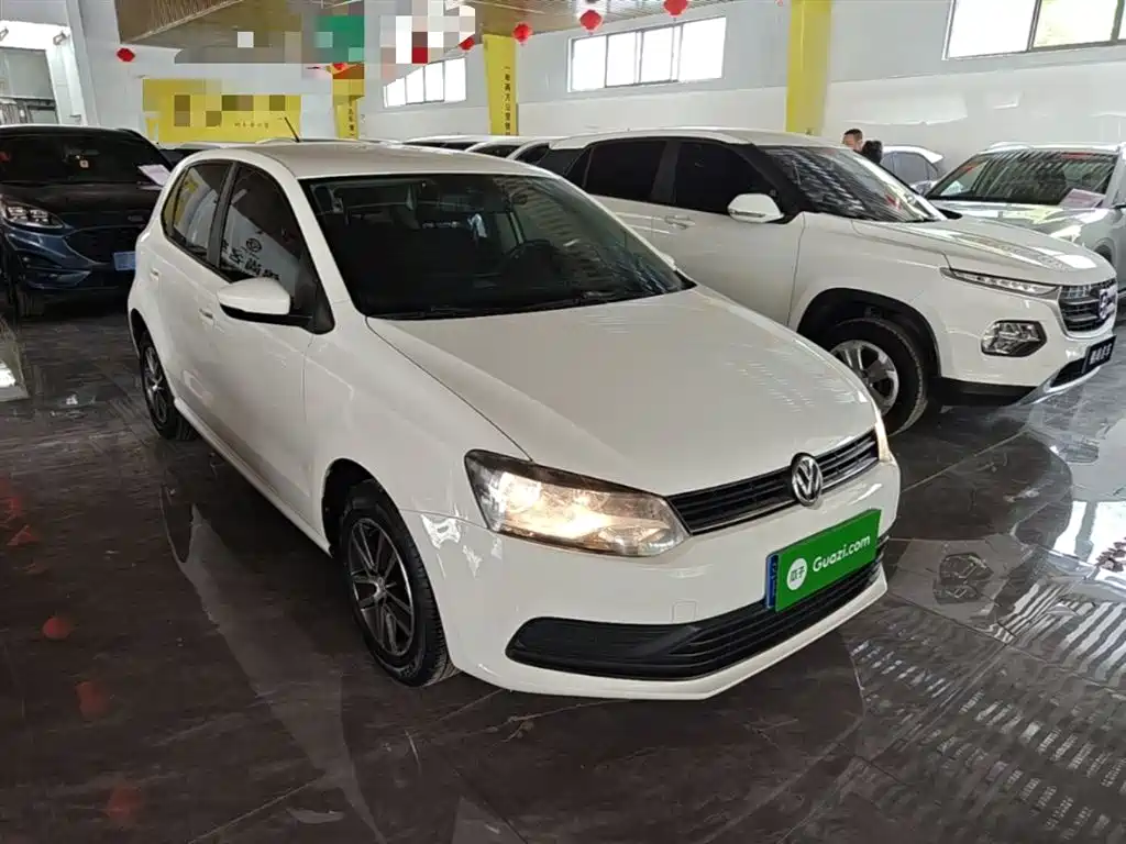 Volkswagen Polo 2016 1.4L Automatic Trend фото 4