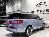 Фото 18 - Lincoln Navigator
