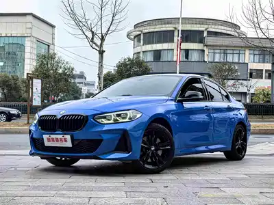 BMW 1
