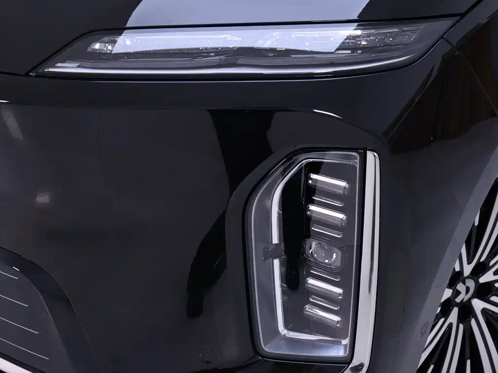 2026 NIO ES9