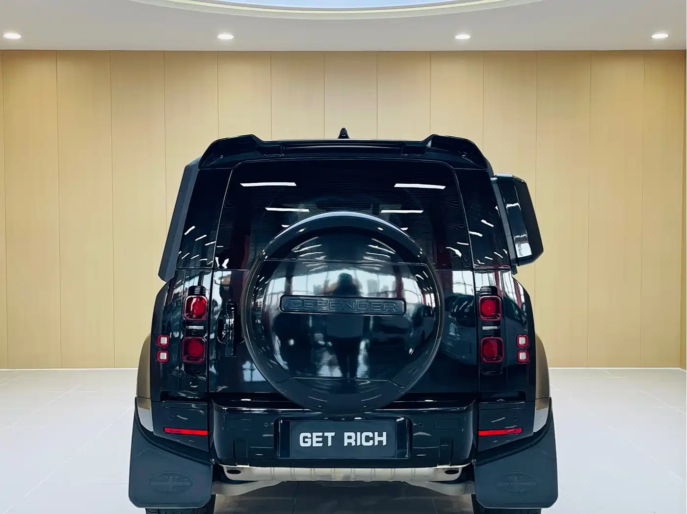 Фото 8 - Land Rover Defender