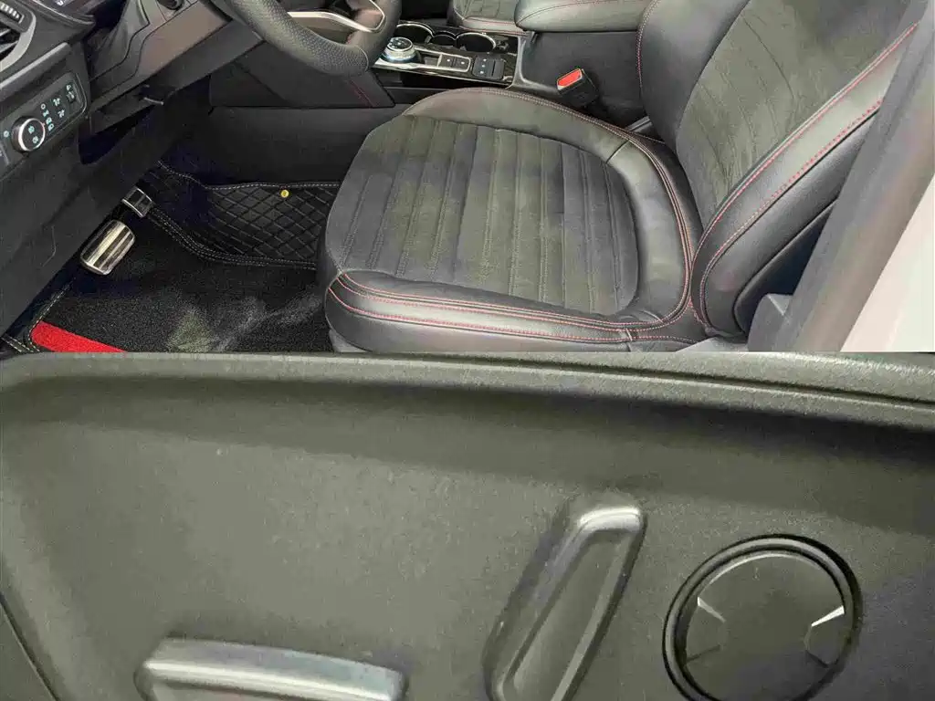 Ford Escape 2023 2024 Model EcoBoost 245 4WD ST-Line Pro