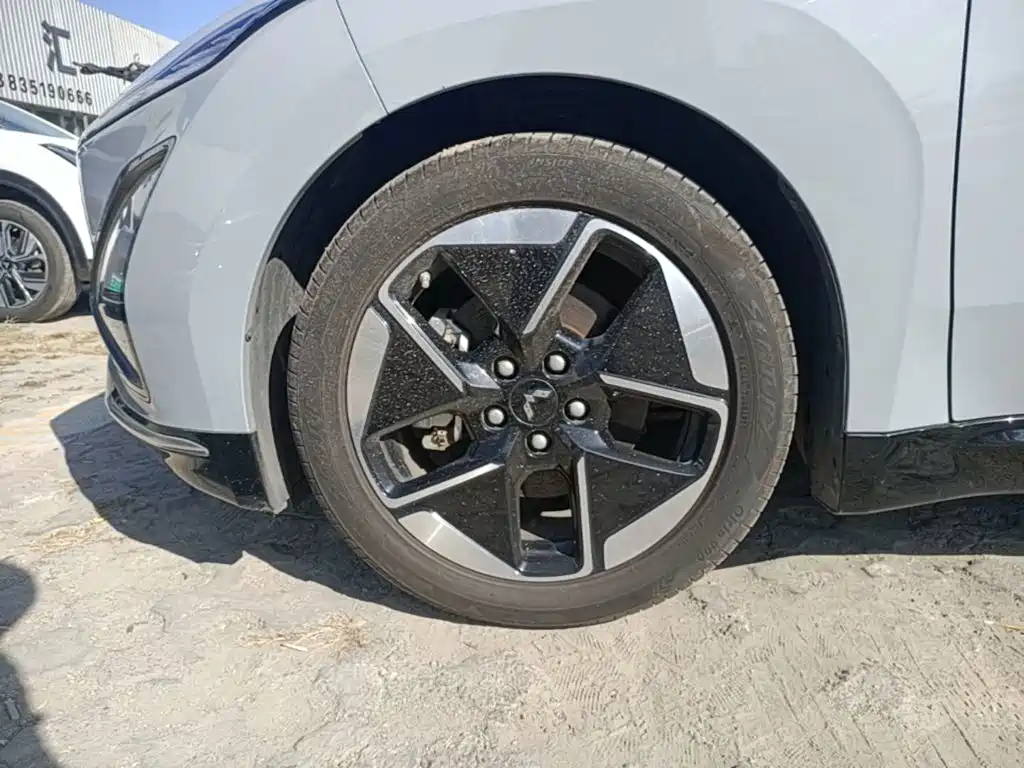 صورة 23 - Wuling Motors Wuling Xingguang