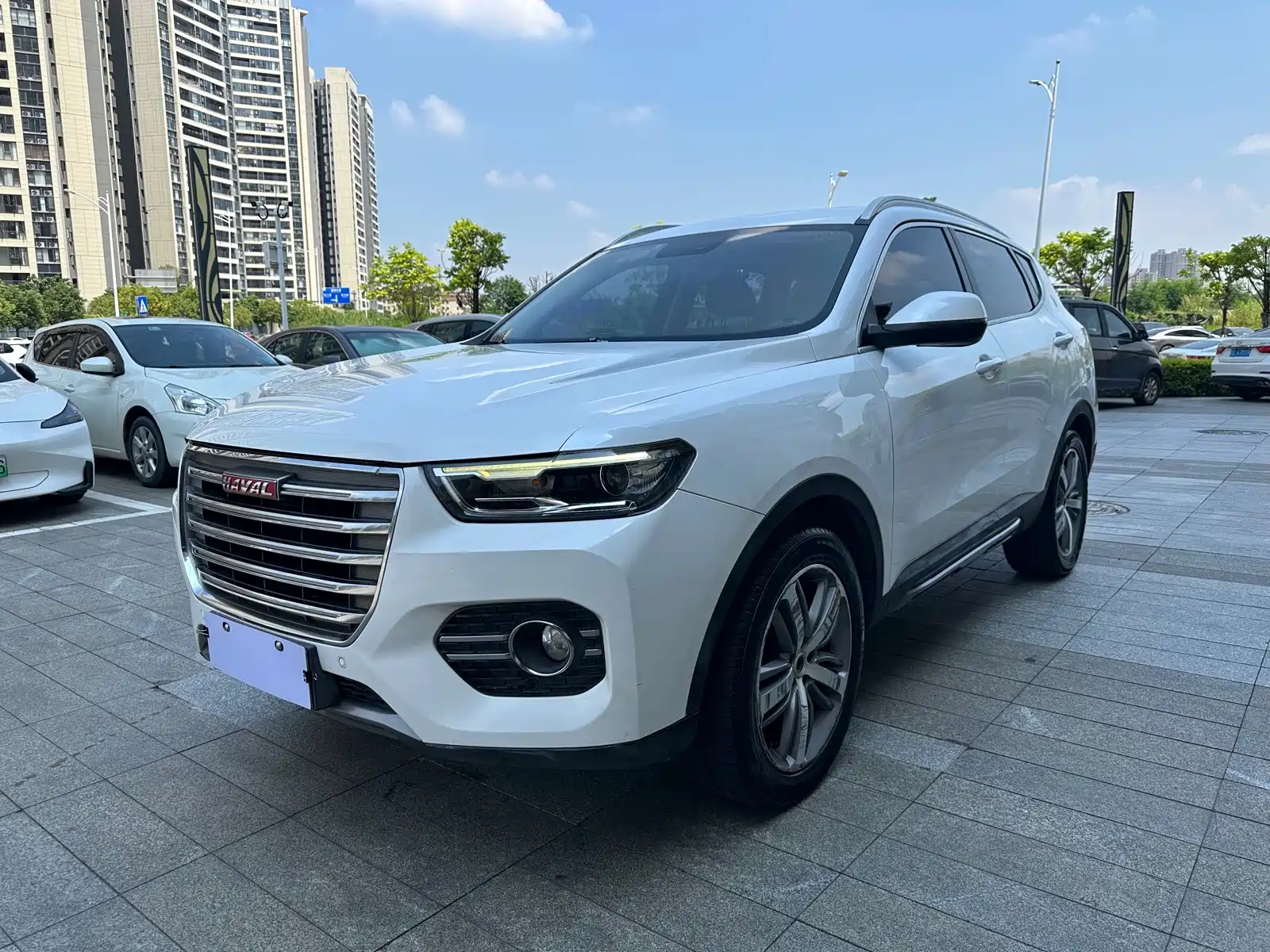 Фото 1 - Haval H6