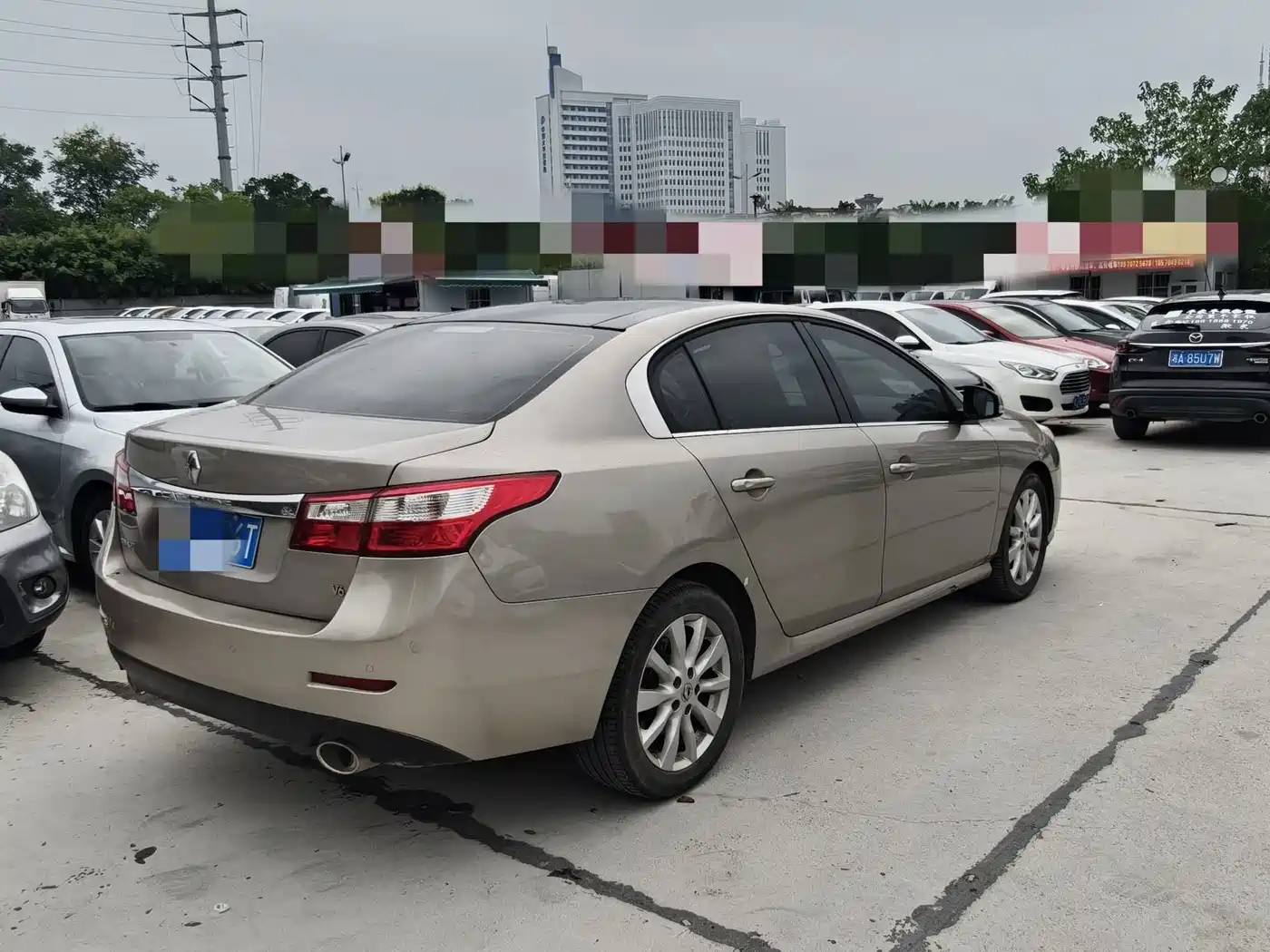 Renault Latitude 2013 2011 2.5L Auto Luxury Navigation