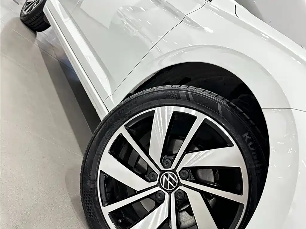 Volkswagen Sagitar 2026 2026 Model 30 Million Special Selection 300TSI DSG Surpass Edition