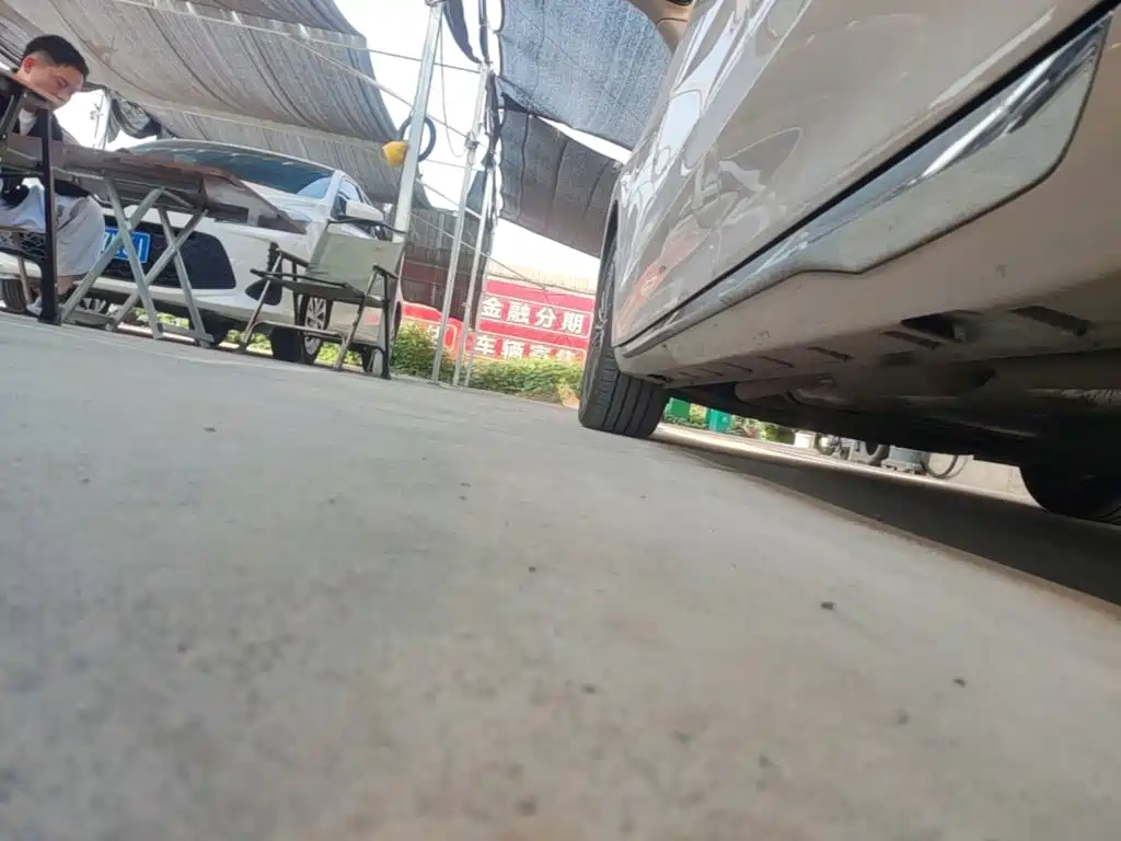 Roewe M7 DMH 2025 2025 Base