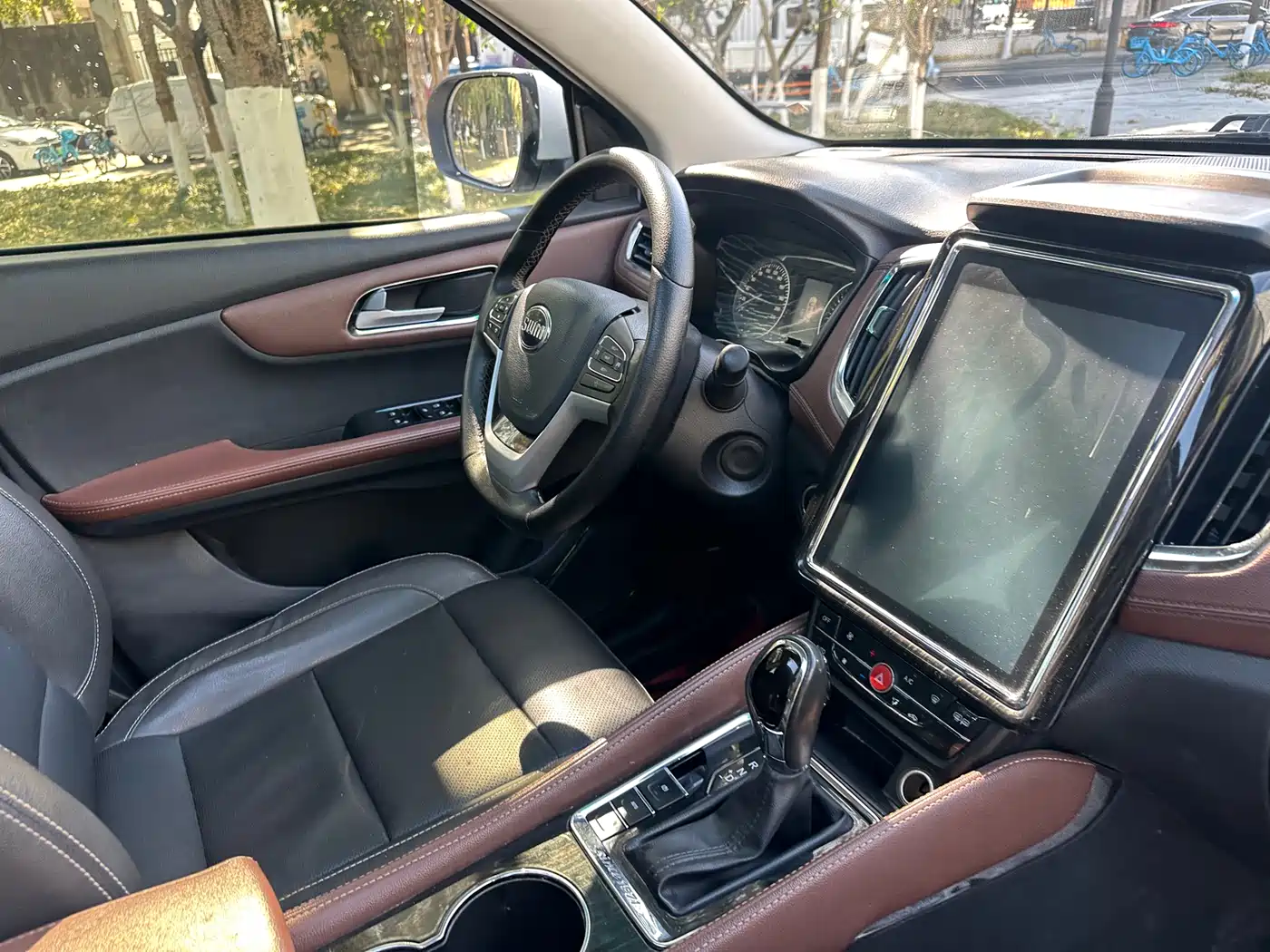 SWM Motor SWM X7 2019 2018 1.5T Auto Smart Enjoy 7-seater