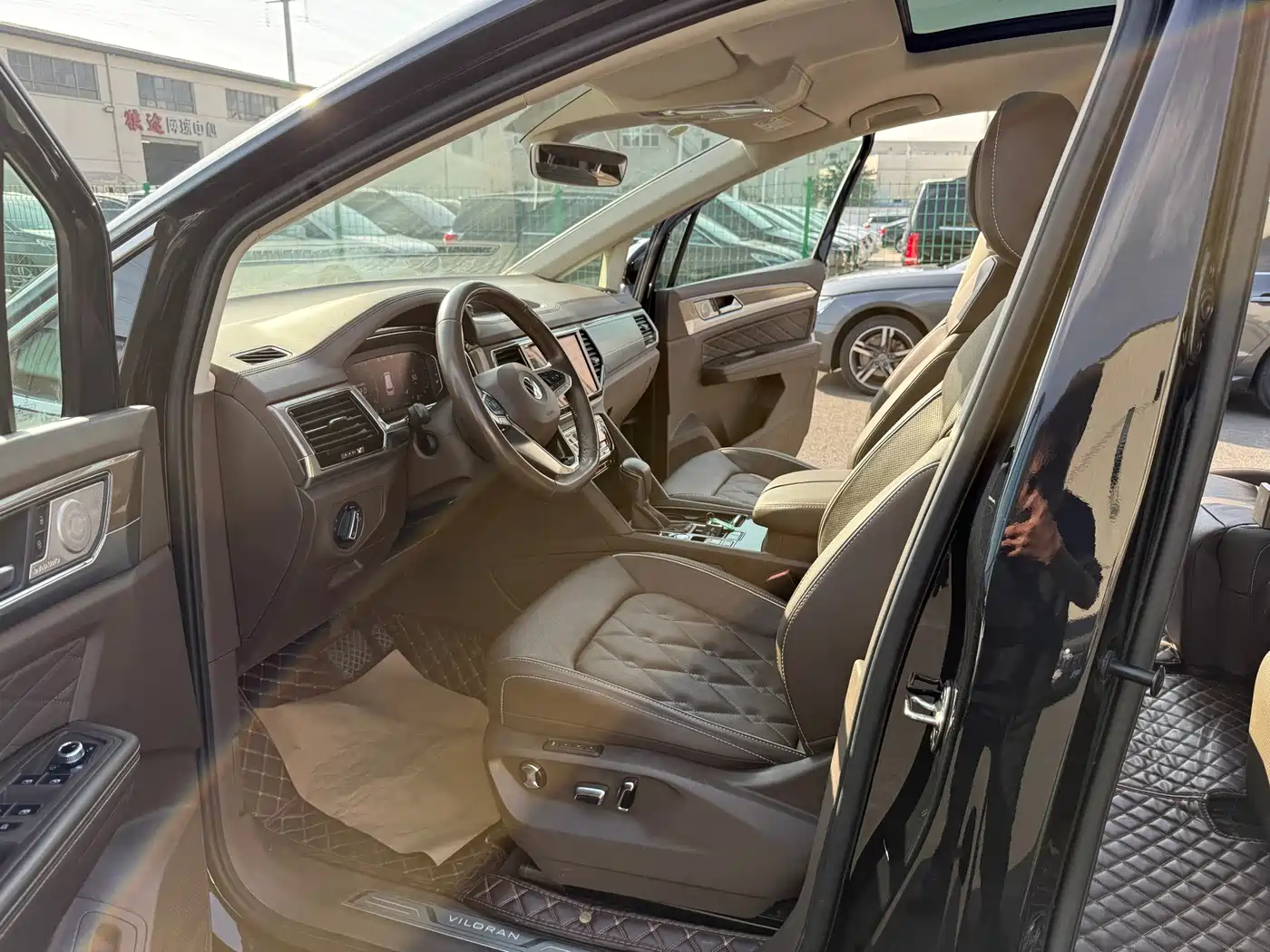 Volkswagen Viloran 2020 380TSI Flagship Edition фото 11